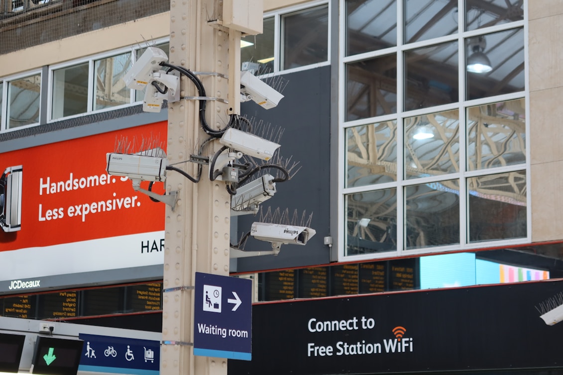Instalación y mantenimiento de sistemas de videovigilancia (CCTV)